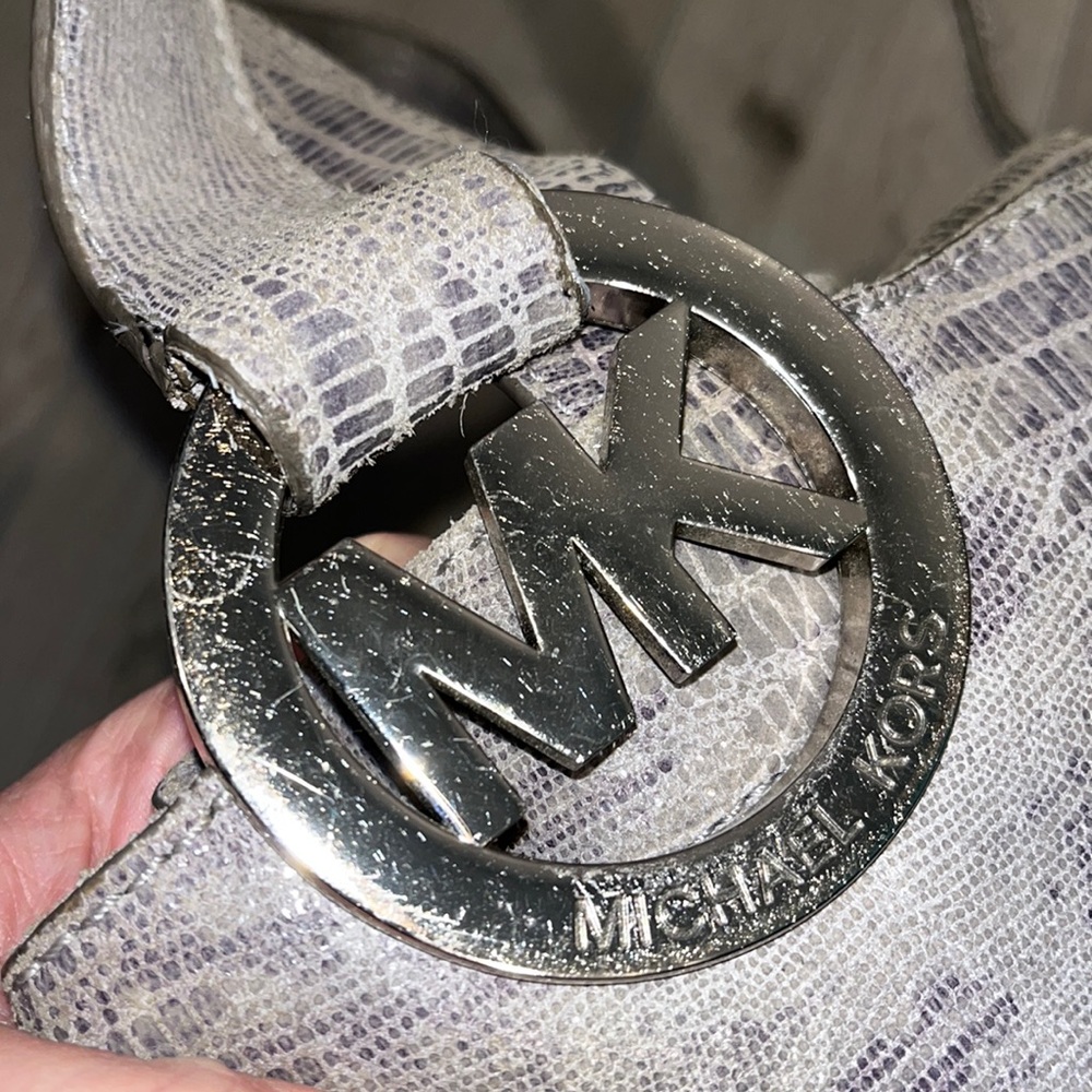 MICHAEL Michael Kors Fulton East West Snakeskin Embossed Leather Tote Bag - Picture 15 of 16